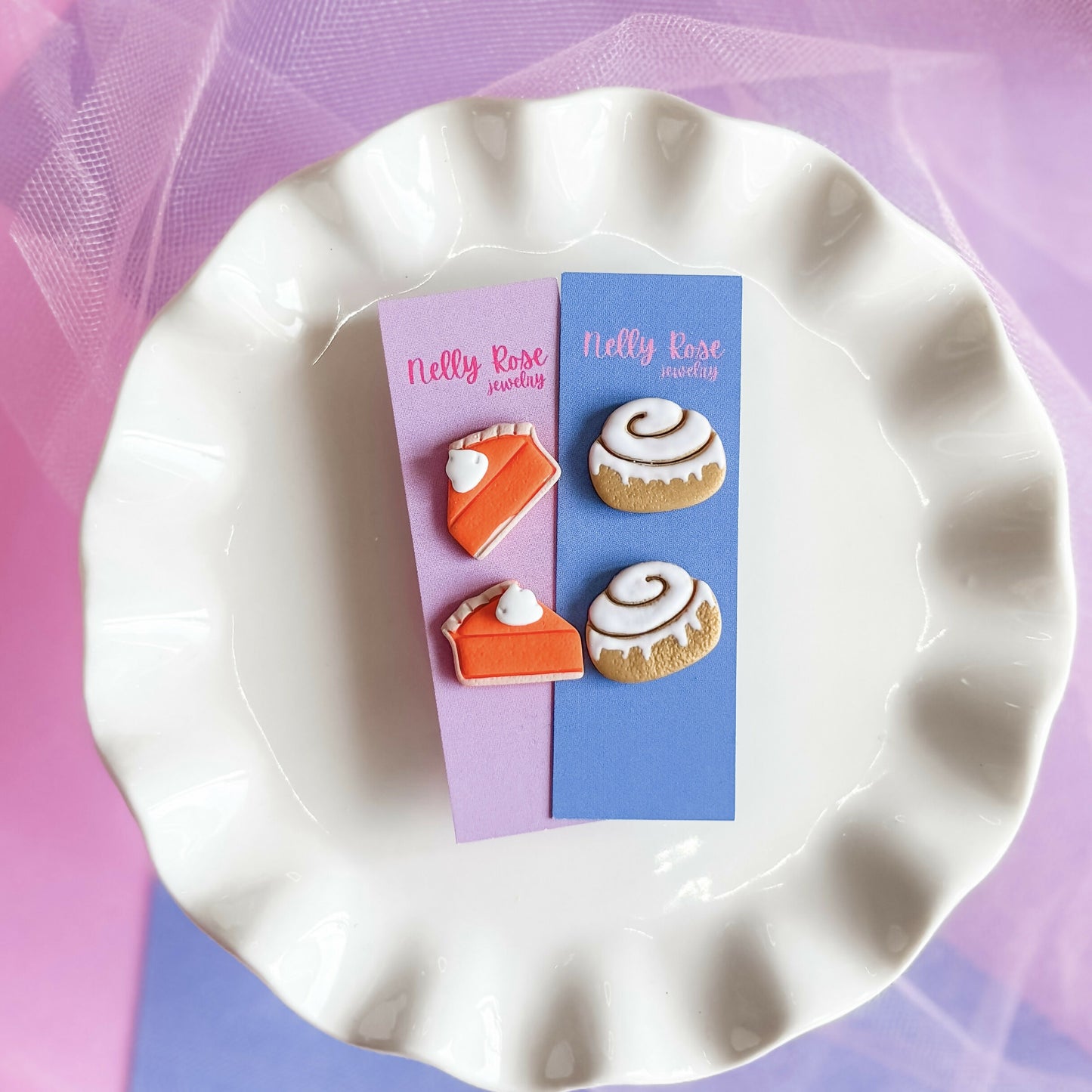 NRJ 085 Cinnamon Roll Studs