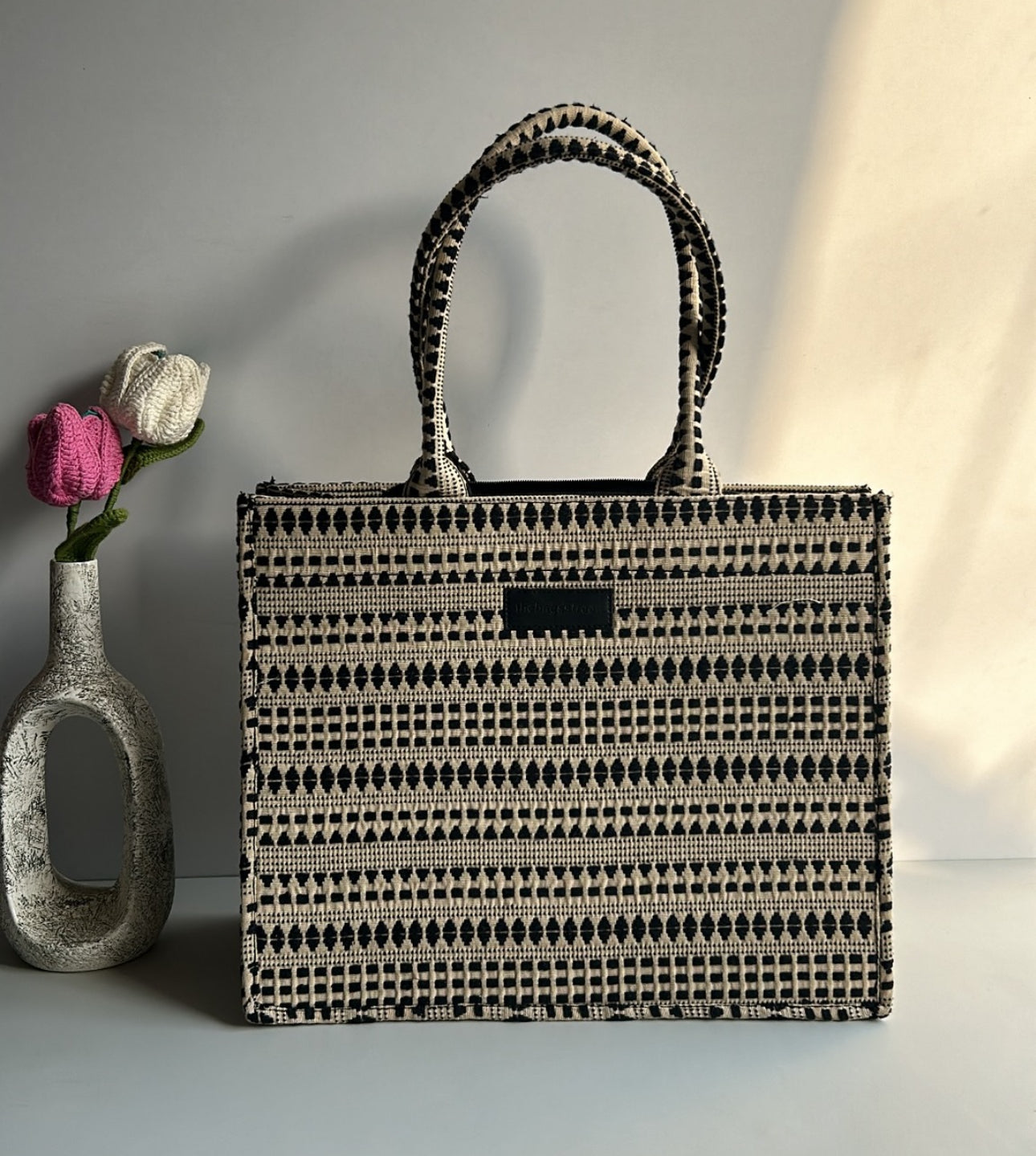 Embroidery/knit Tote bag