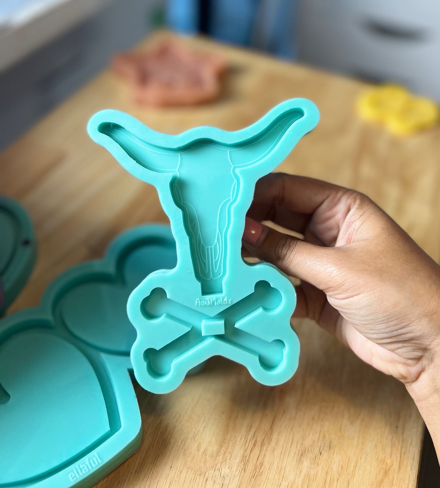 Destash mold - bull skull ring holder mold