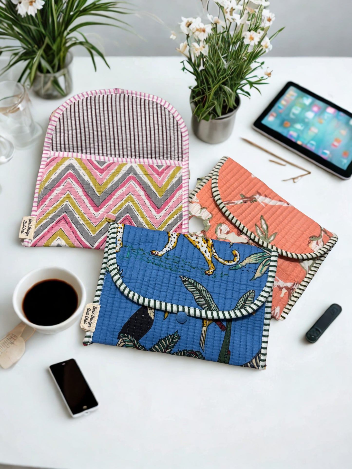 Blockprint ebook reader, journal, keys and accessories button pouch / sleeve