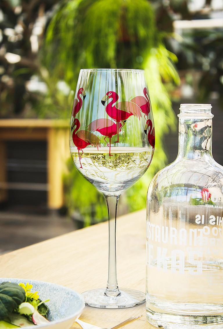 Flamingo Wine Glass
