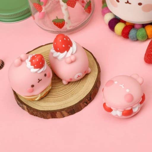 Molang loves strawberries Random Figure Box - Lucia's K-Wonderland