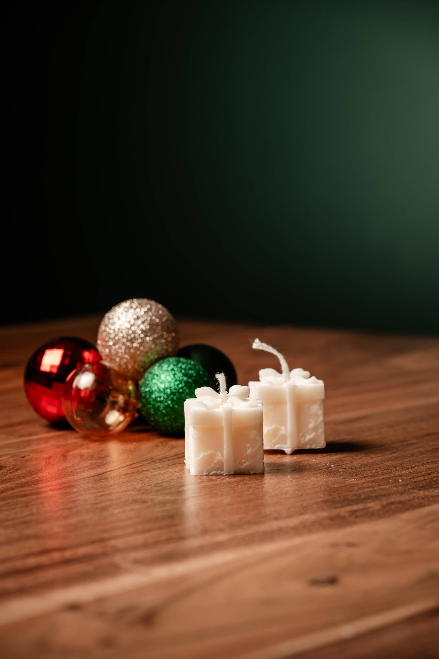 Christmas Gift Box Candle - Holiday spice scent