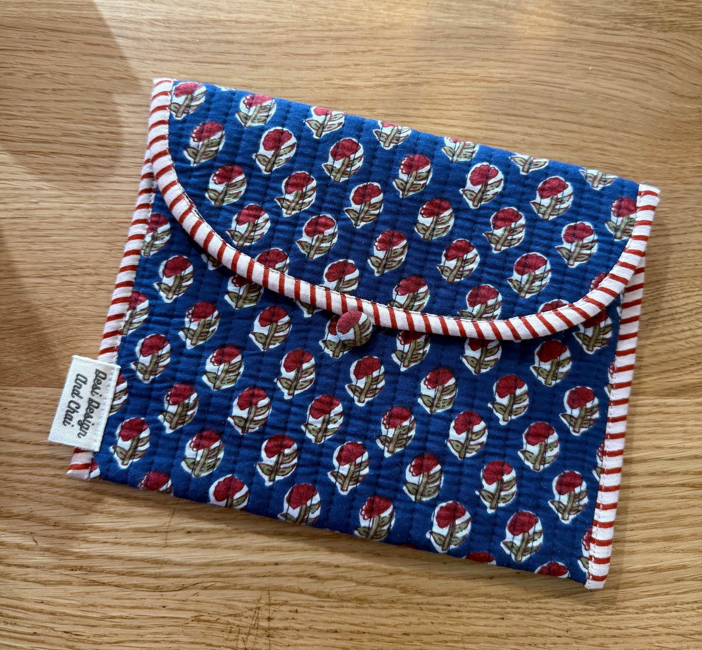 Blockprint ebook reader, journal, keys and accessories button pouch / sleeve