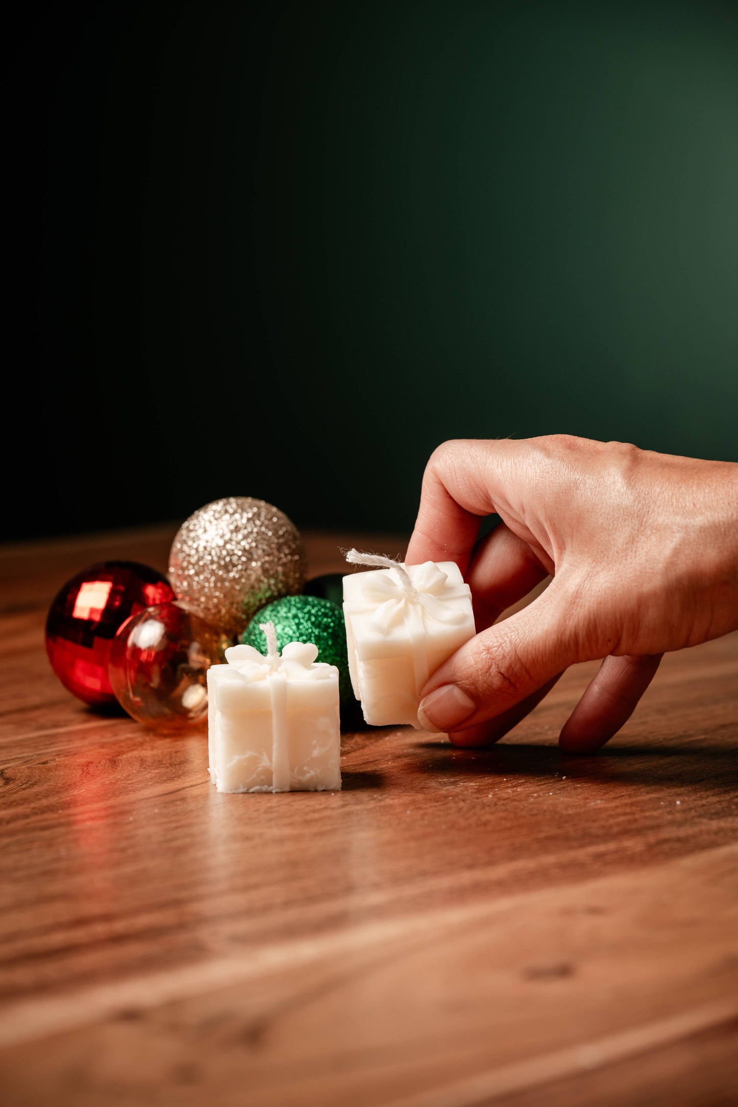 Christmas Gift Box Candle - Holiday spice scent