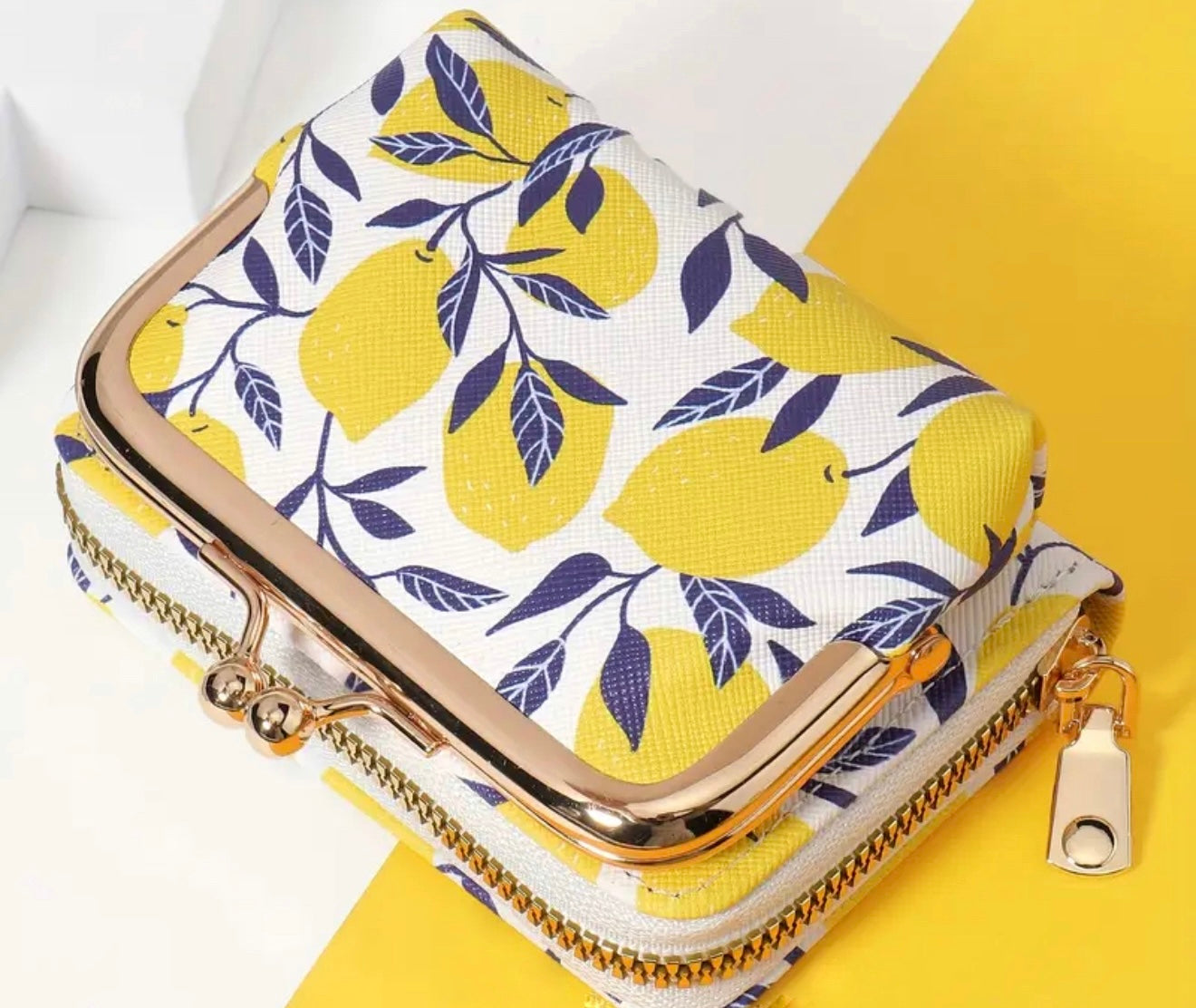 Fruity and flowery wallets