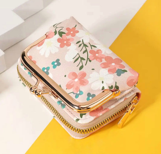 Fruity and flowery wallets
