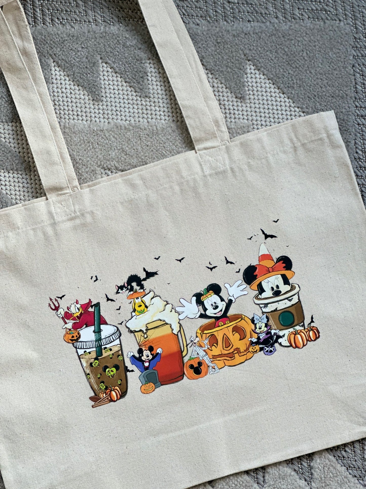 Mouse fall drink tote bag