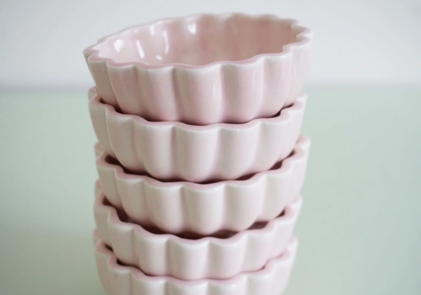 JIB 2002 "Pastry" Ashtray - Pink