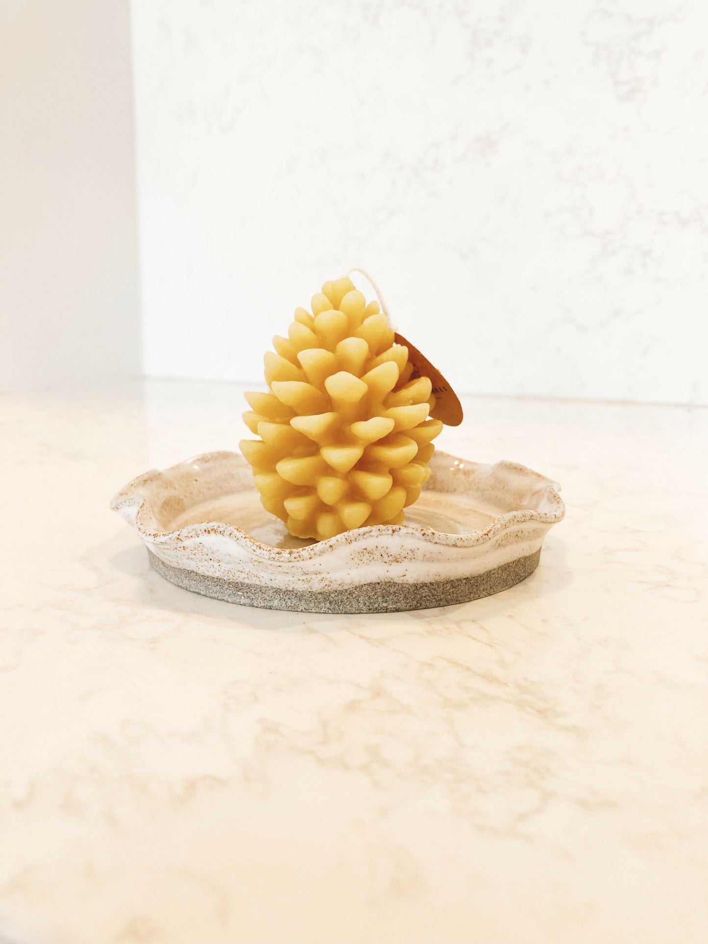 BRBE-PNC Beeswax Pinecone