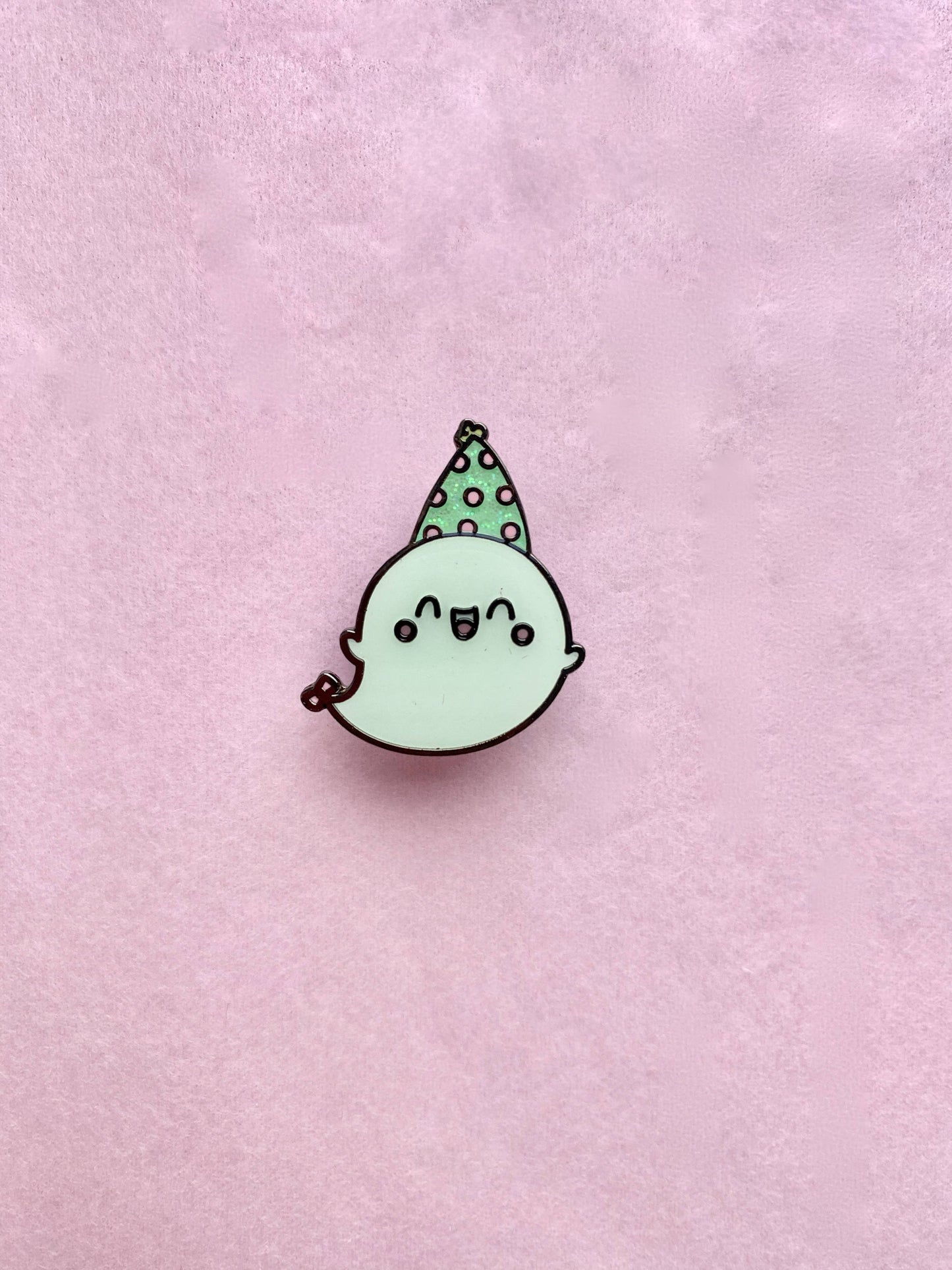 Halloween glow in the dark  cute party ghost enamel pin