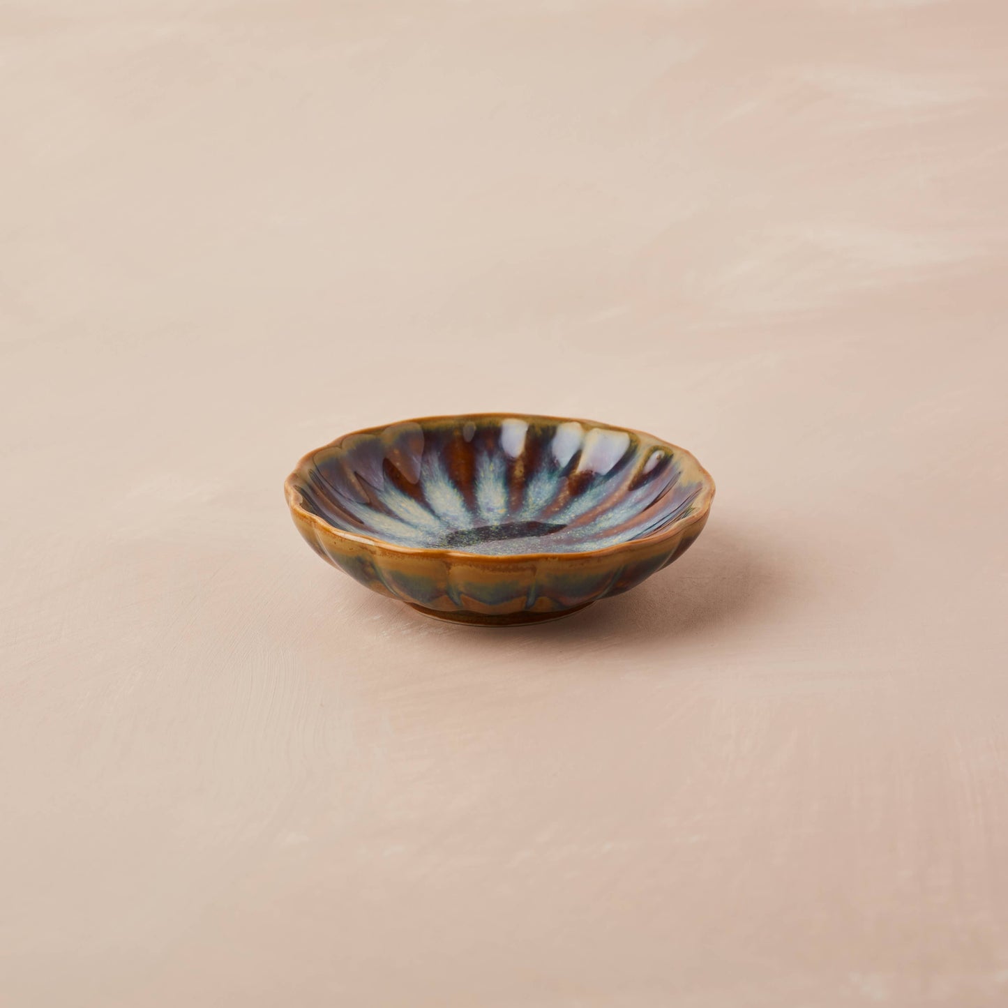 Ceramic Trinket Dish in Mother of Pearl